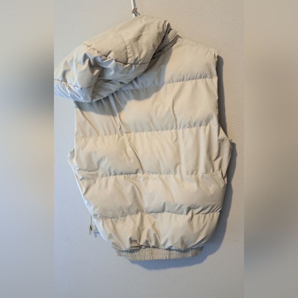 Toungla Beige Puffer Vest - Picture 2 of 3